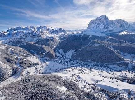 Apartments Mezdi Santa Cristina Val Gardena ภายนอก รูปภาพ