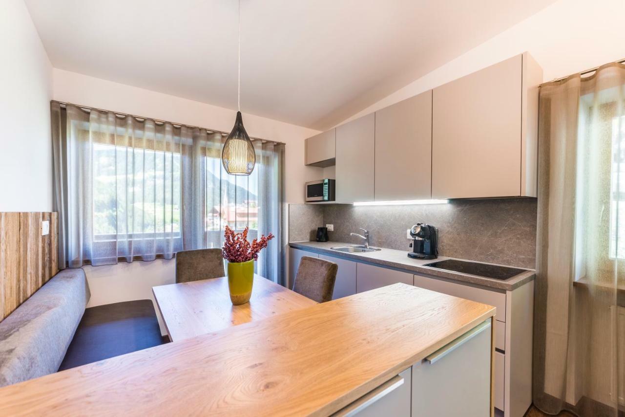 Apartments Mezdi Santa Cristina Val Gardena ภายนอก รูปภาพ